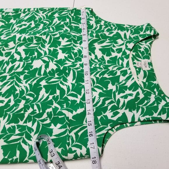 J. Crew Green  White Leaf Pattern Scallop Hem   Lined Drape Split Back Top XXS - Picture 4 of 7